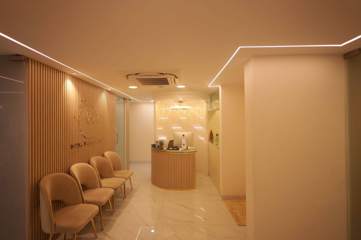 Patient Waiting & Reception Area
